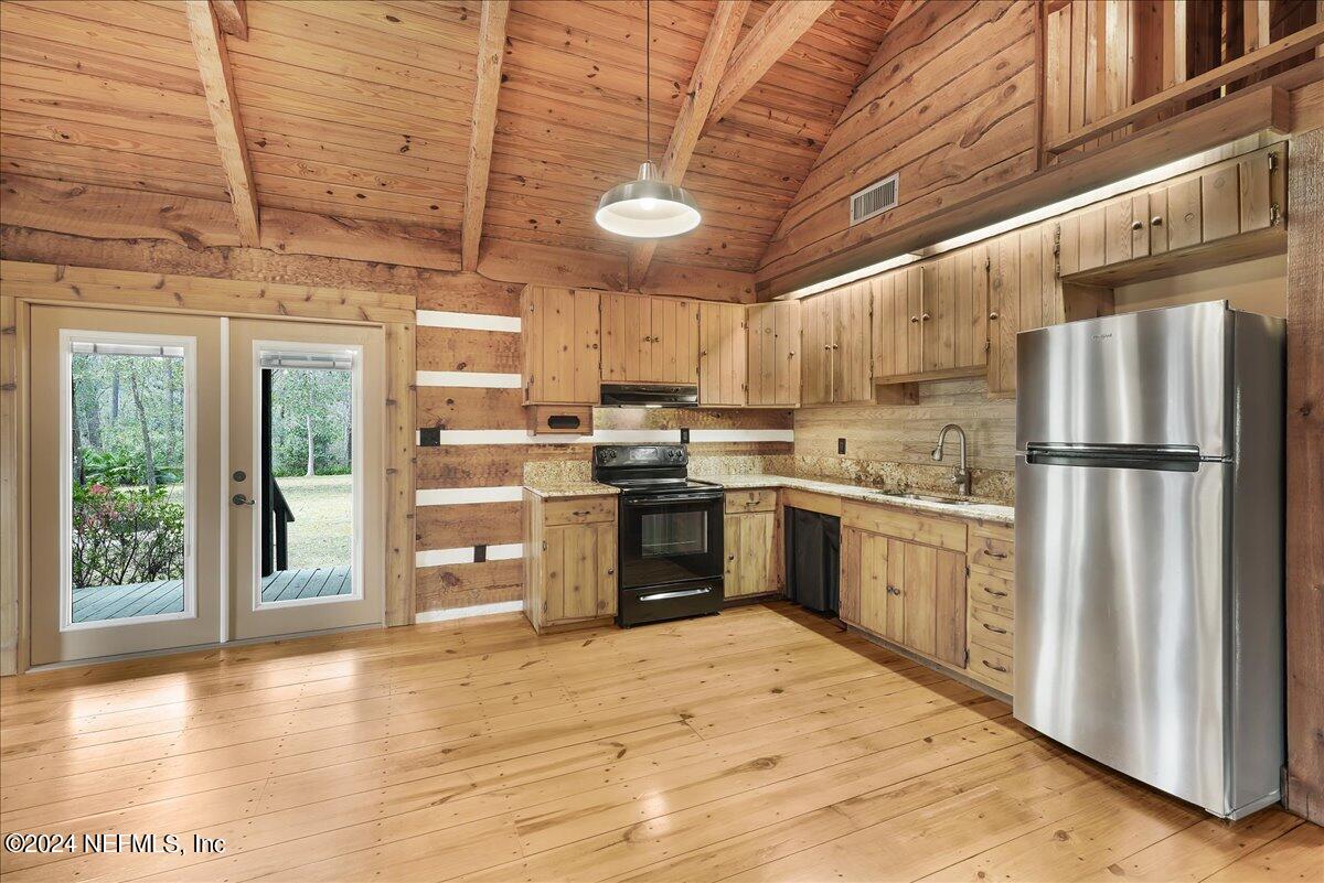2470 HENLEY Road