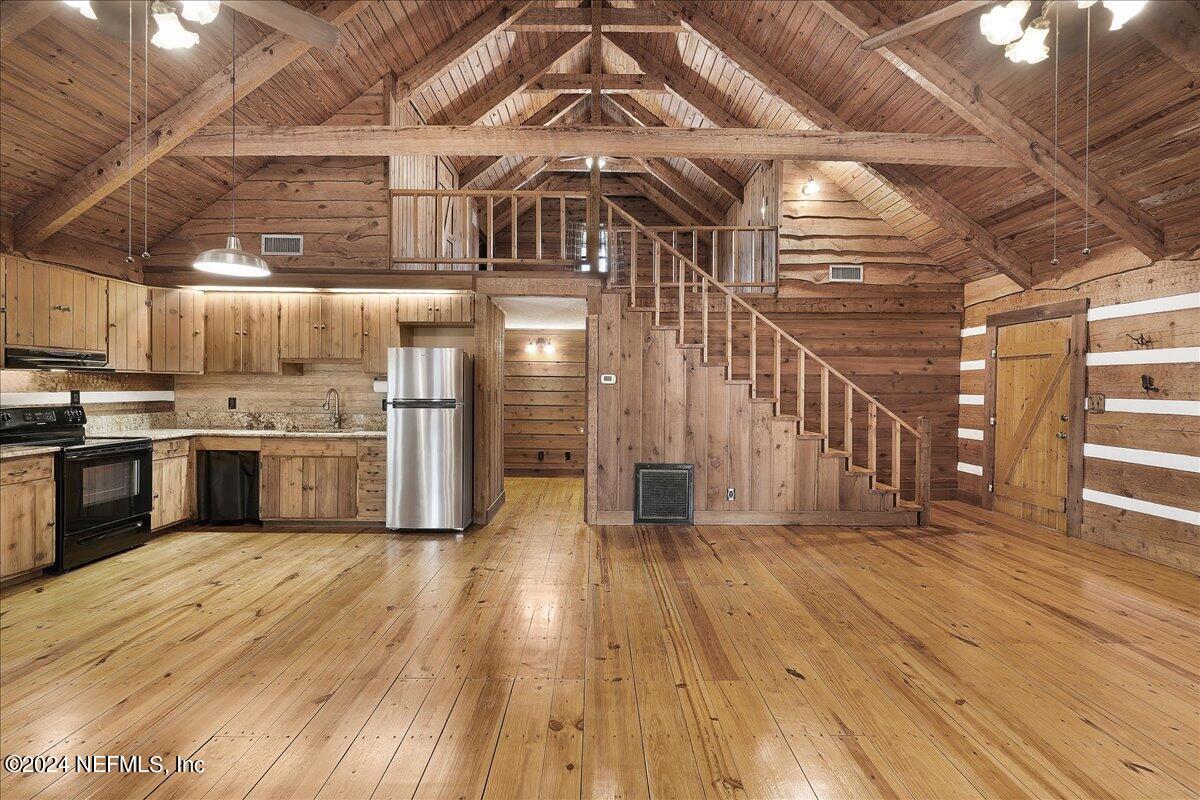 2470 HENLEY Road
