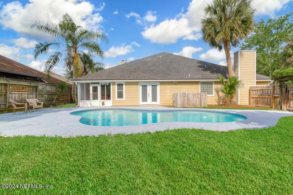 5544 DOVER CREST Lane