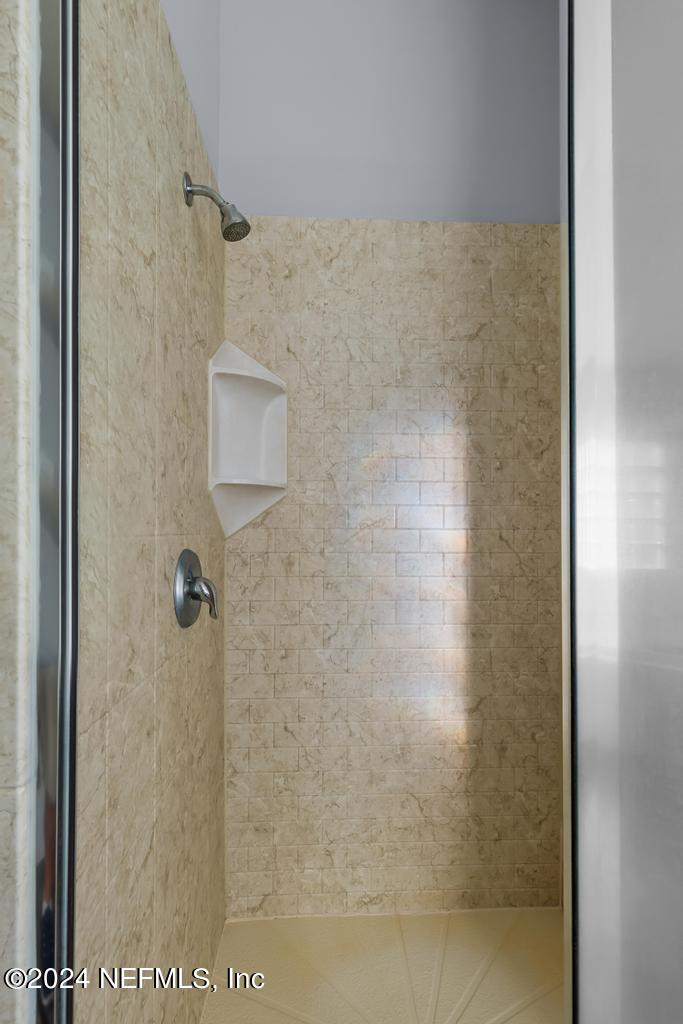 5544 DOVER CREST Lane