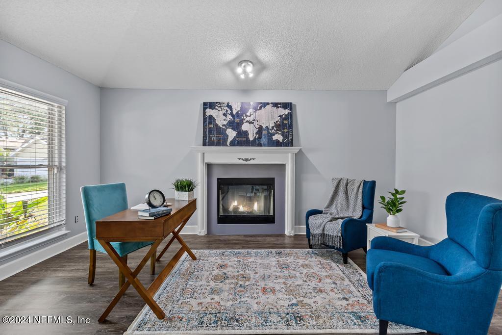 5544 DOVER CREST Lane