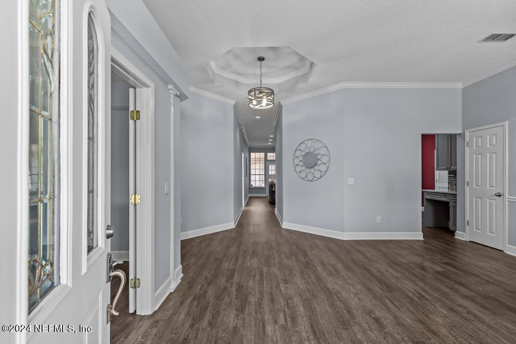 5544 DOVER CREST Lane