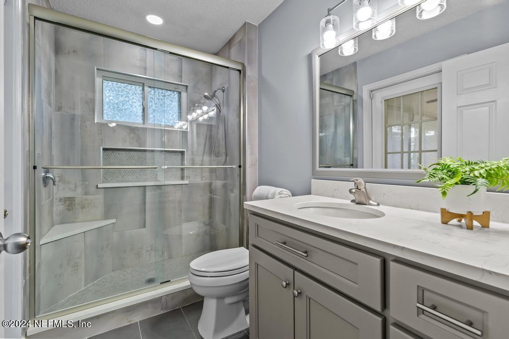 5544 DOVER CREST Lane