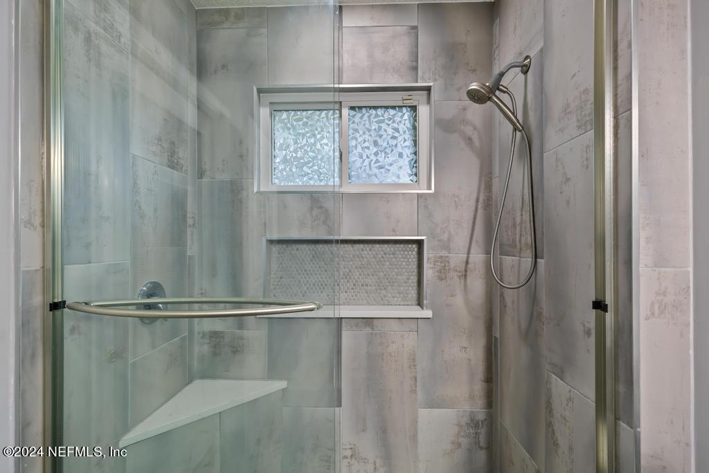 5544 DOVER CREST Lane