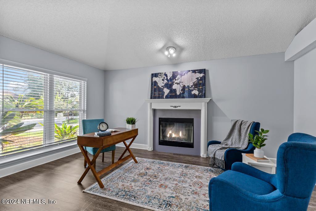 5544 DOVER CREST Lane