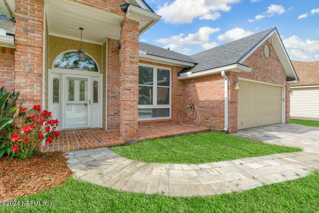 5544 DOVER CREST Lane