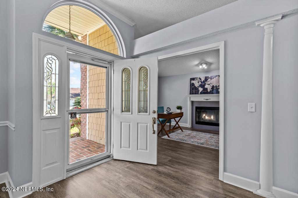 5544 DOVER CREST Lane