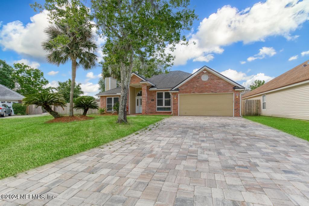 5544 DOVER CREST Lane