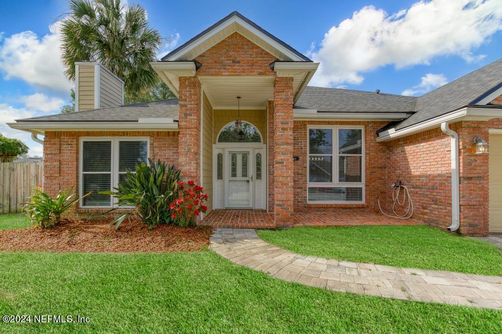 5544 DOVER CREST Lane