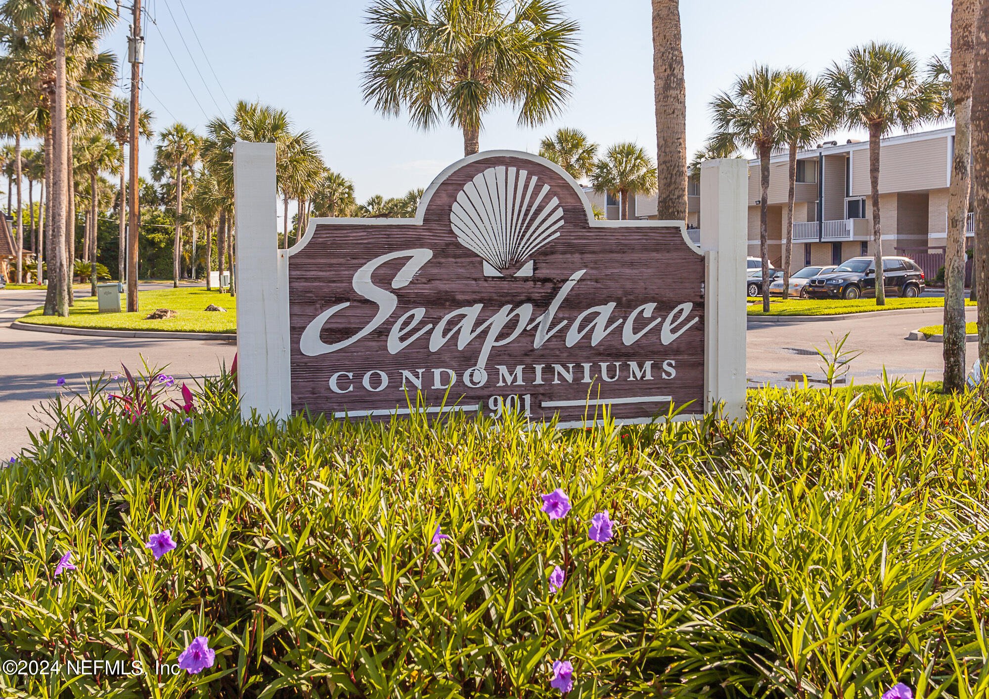 901 OCEAN Boulevard, 74