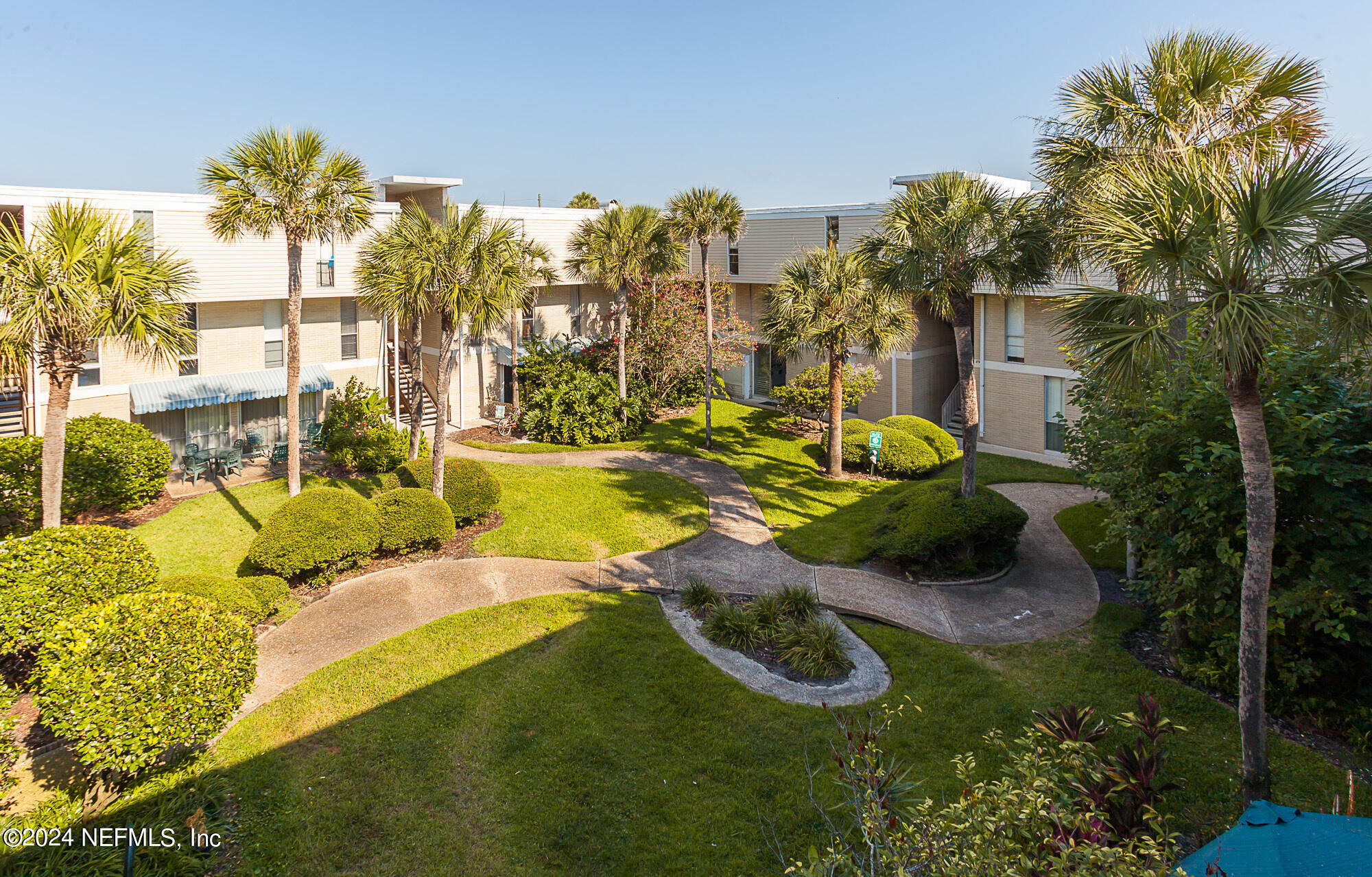 901 OCEAN Boulevard, 74