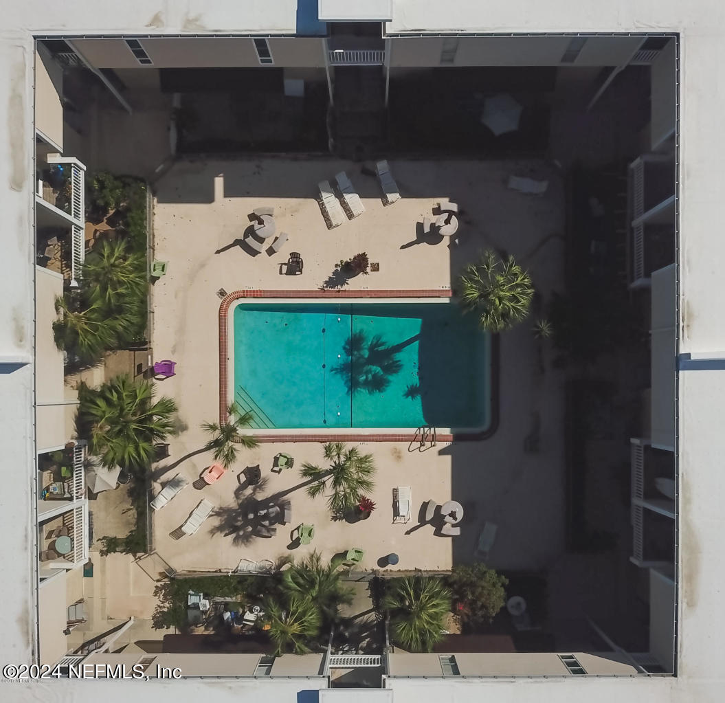 901 OCEAN Boulevard, 74