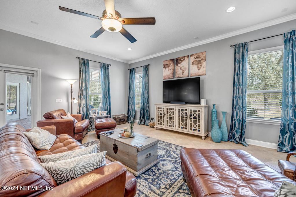 45 SCARLET ROSE Lane