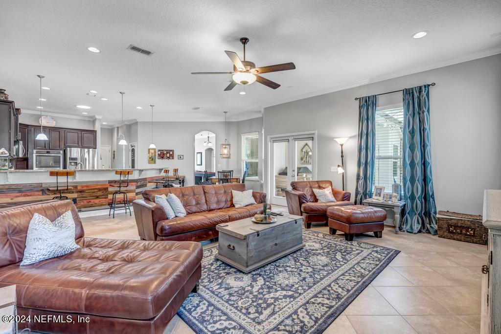45 SCARLET ROSE Lane