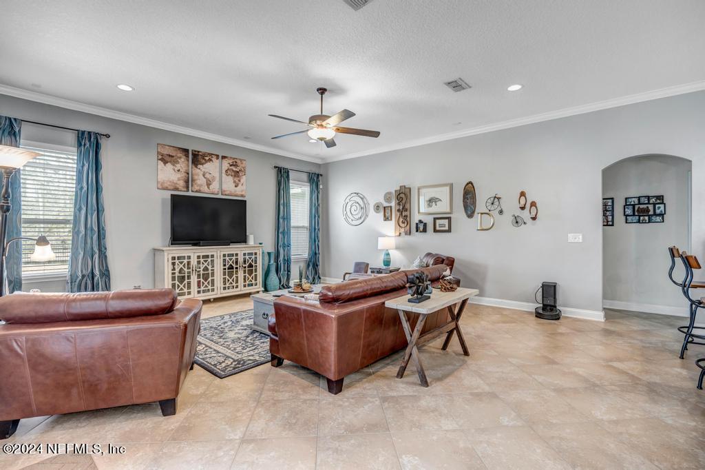 45 SCARLET ROSE Lane