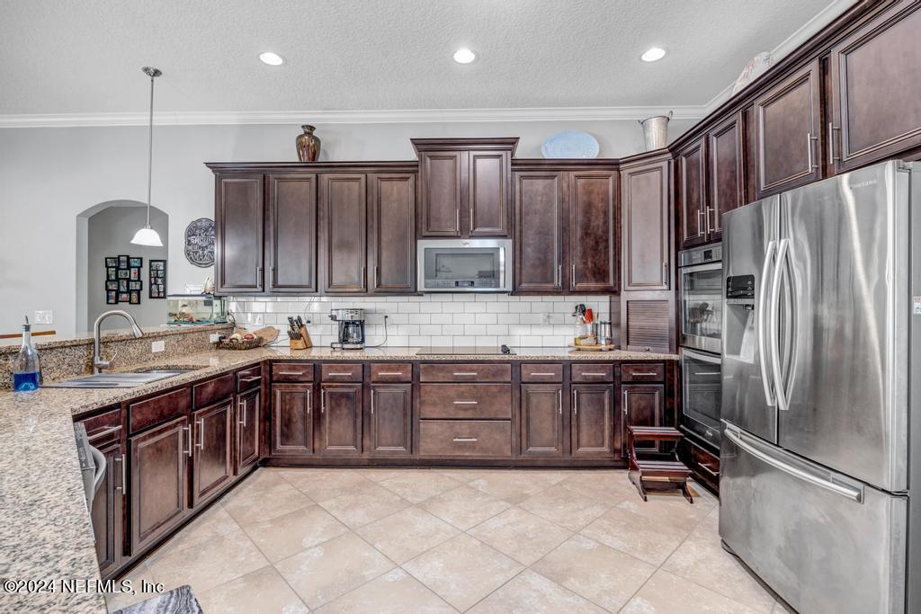 45 SCARLET ROSE Lane