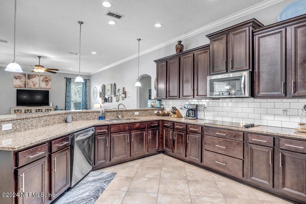 45 SCARLET ROSE Lane