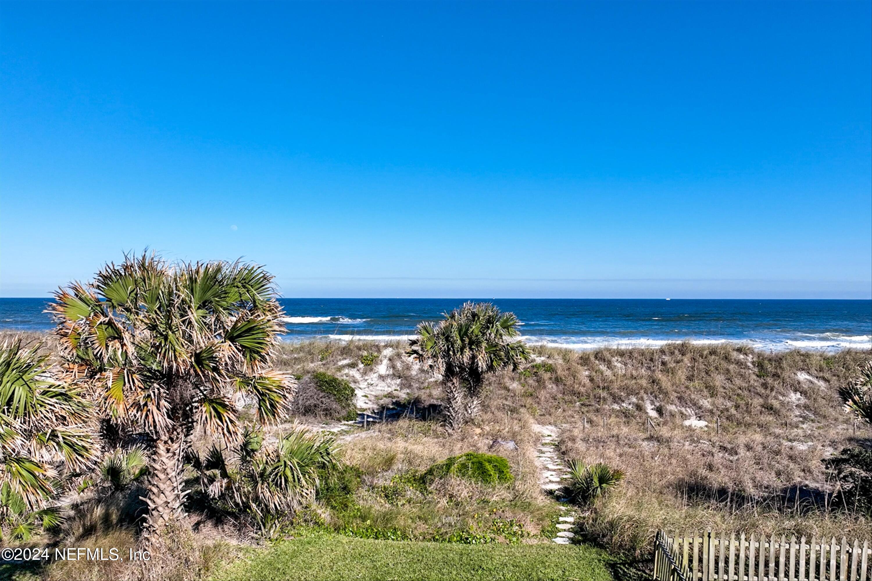 724 OCEANFRONT
