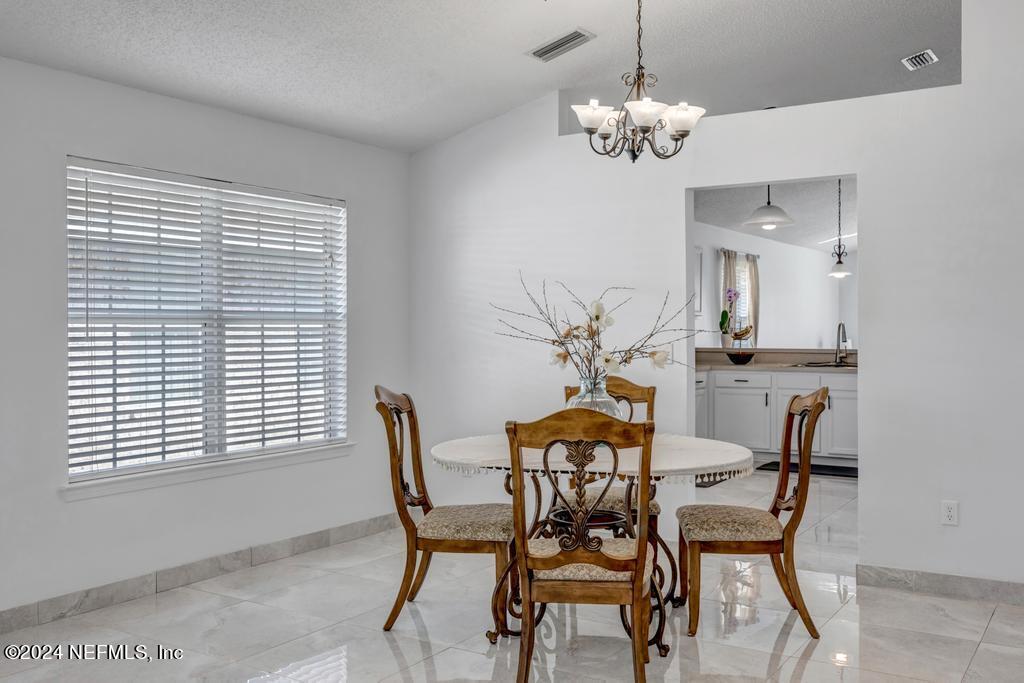 6264 IRONSIDE Drive N