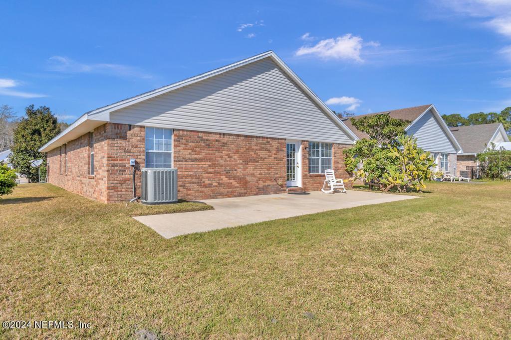 6264 IRONSIDE Drive N