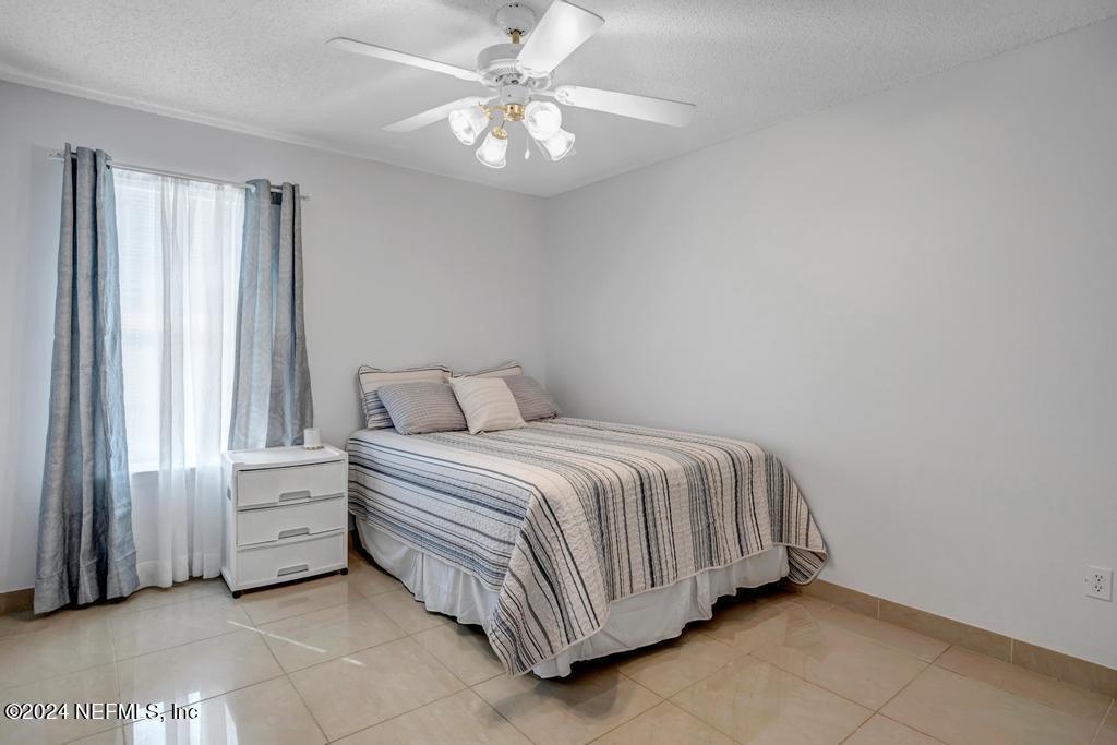 6264 IRONSIDE Drive N