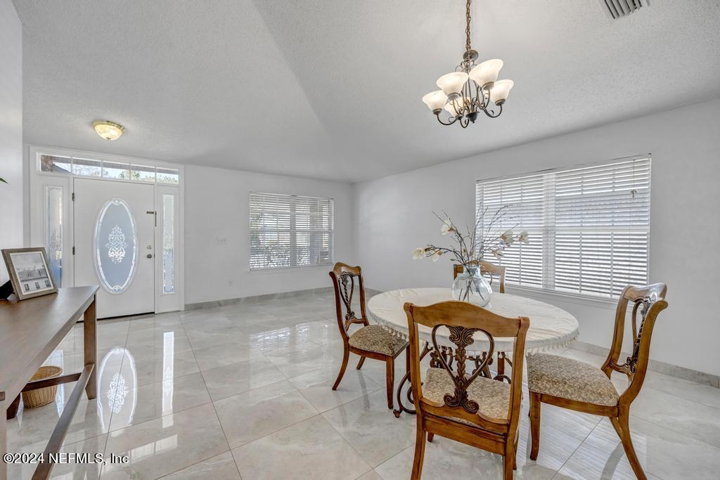 6264 IRONSIDE Drive N