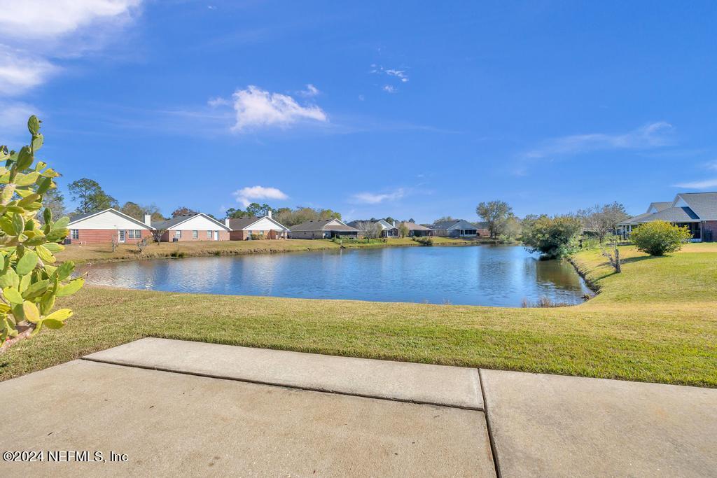 6264 IRONSIDE Drive N