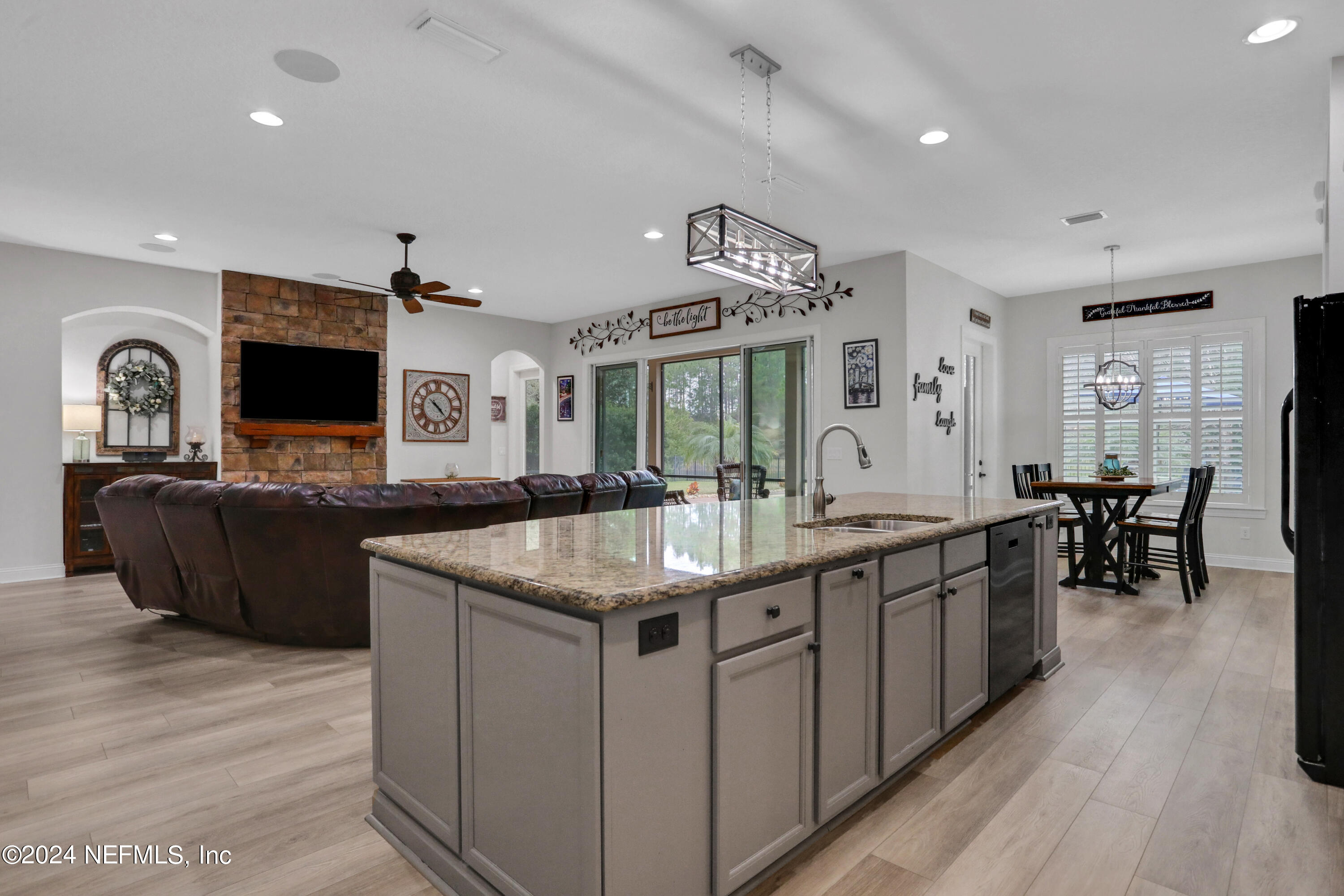 234 WORTHINGTON Parkway
