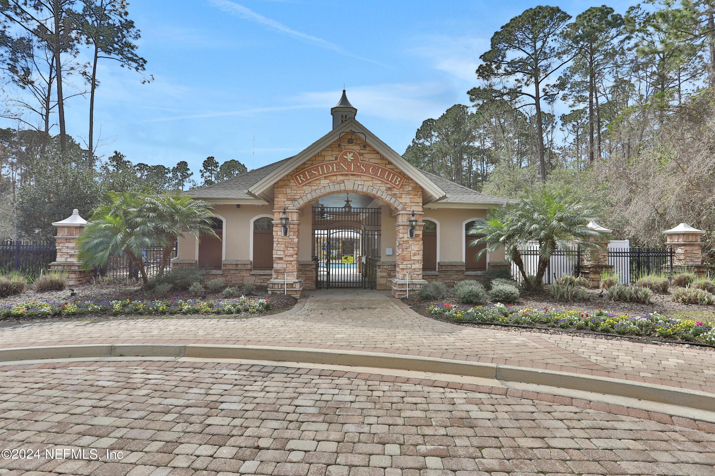 234 WORTHINGTON Parkway