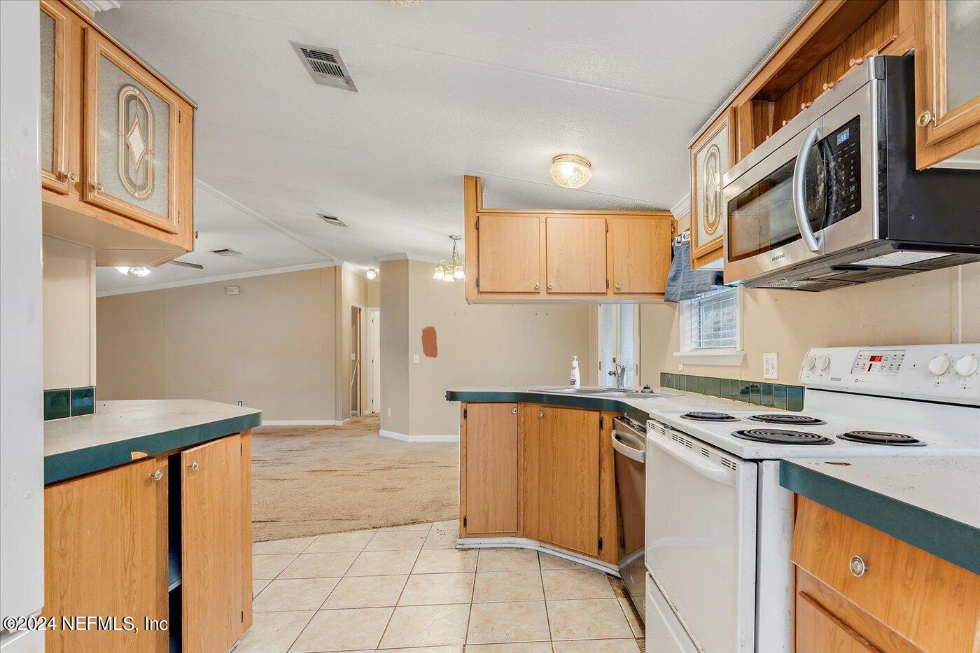1428 STARRATT Road