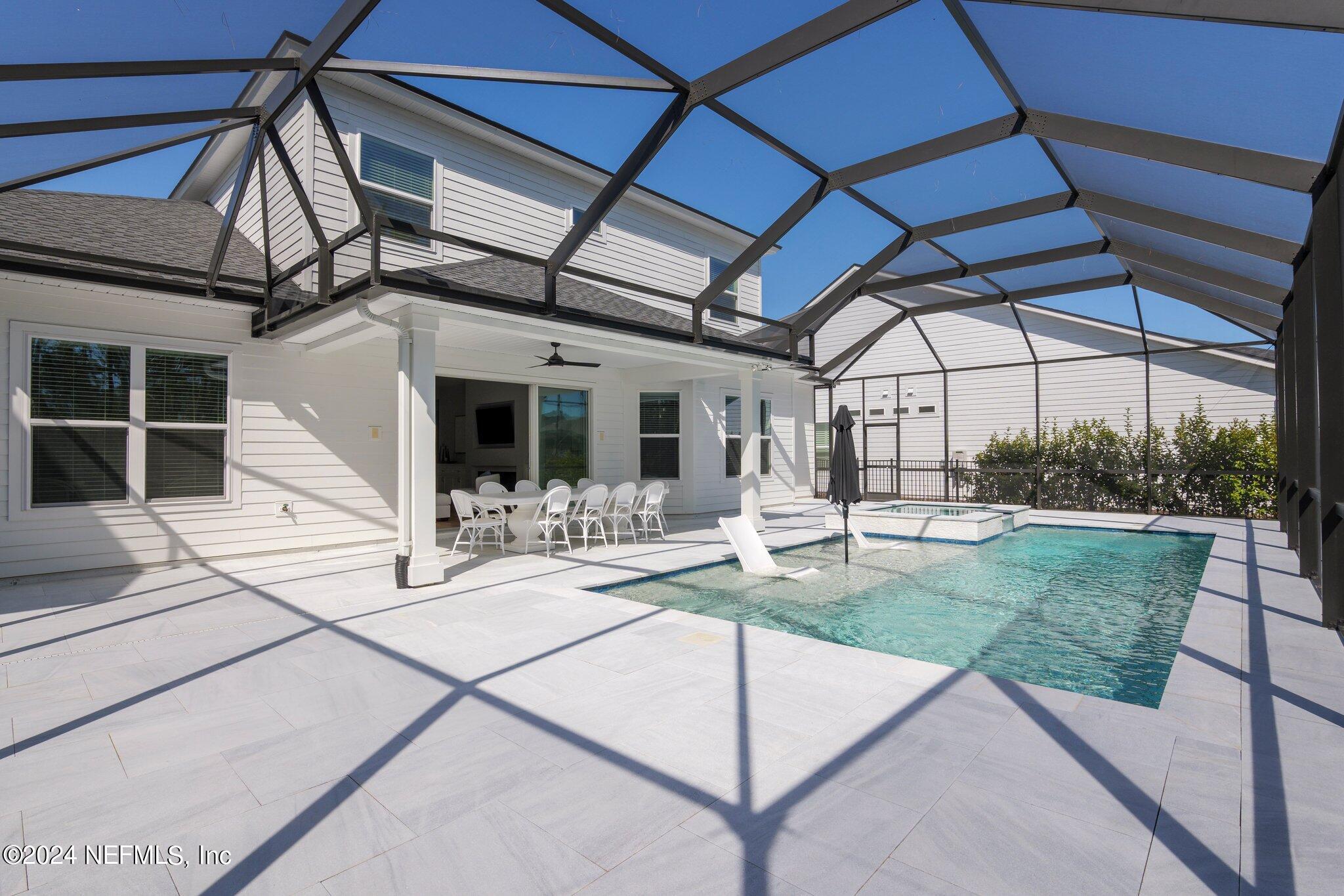 324 ANTHEM RIDGE Drive
