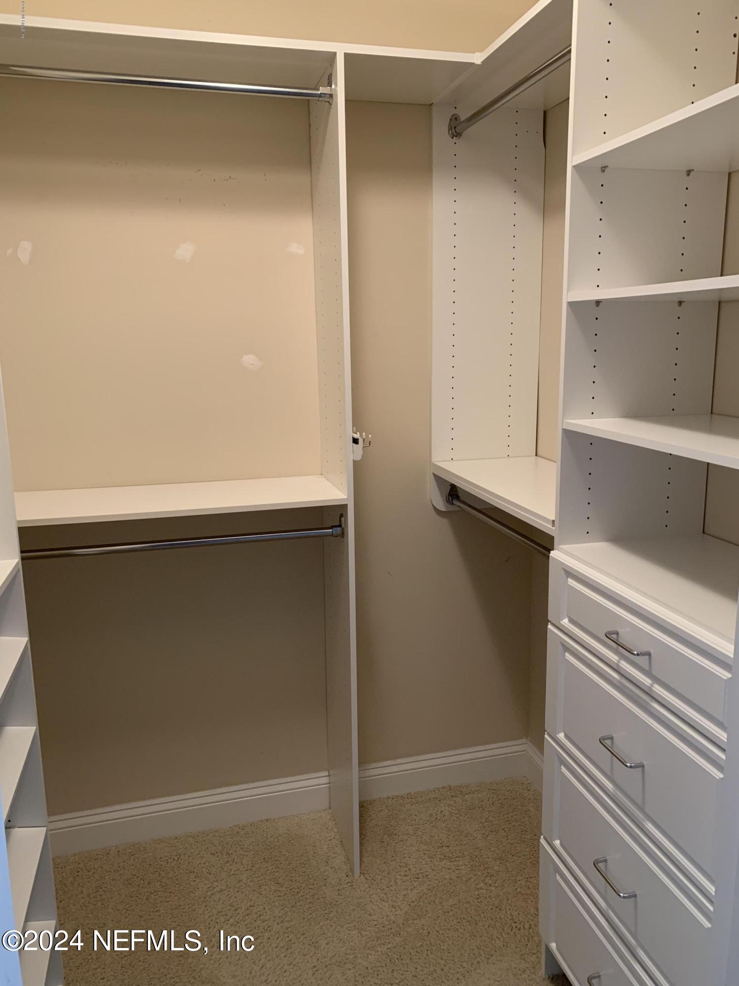 1431 RIVERPLACE Boulevard, 3401