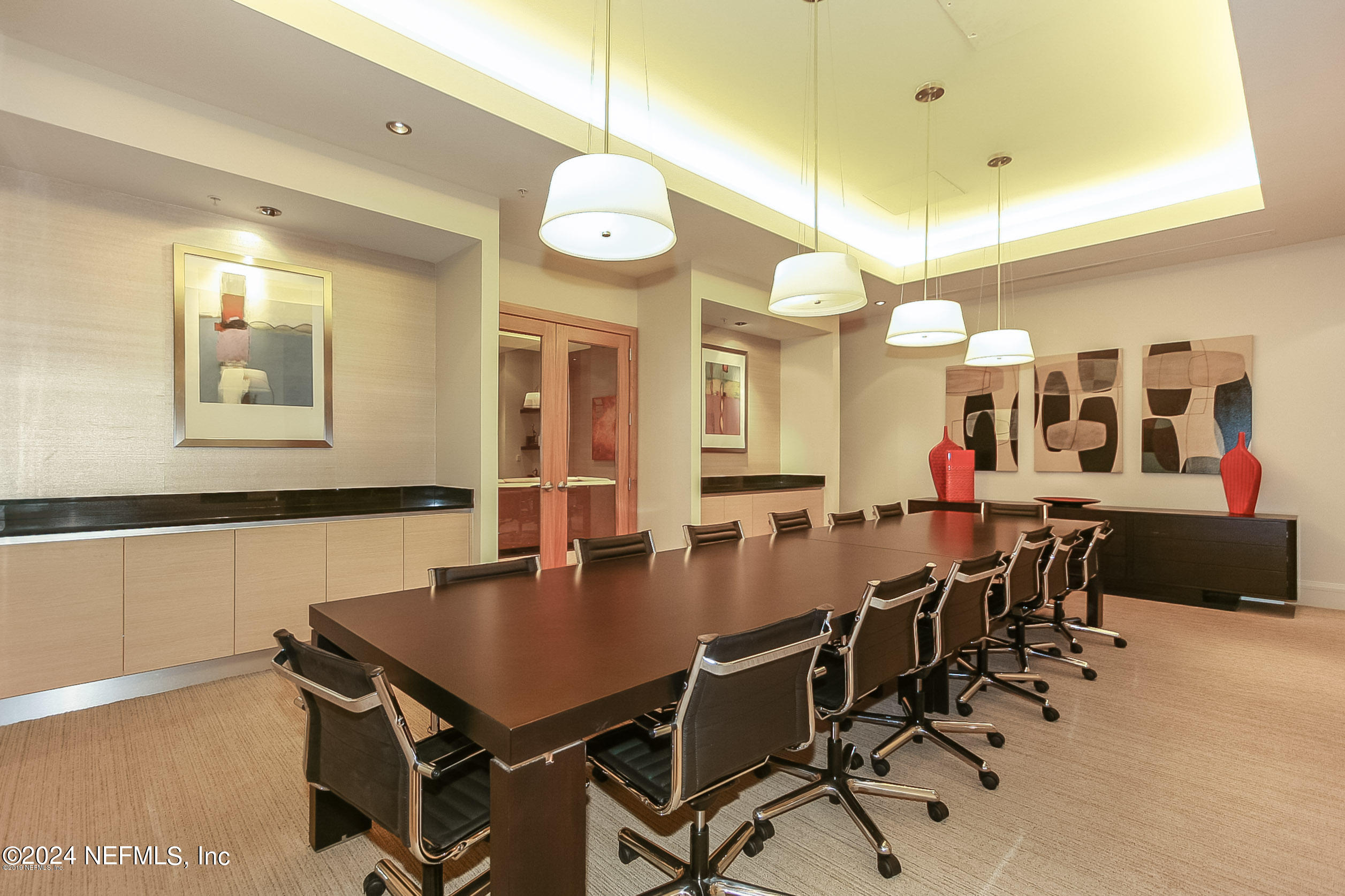 1431 RIVERPLACE Boulevard, 3401