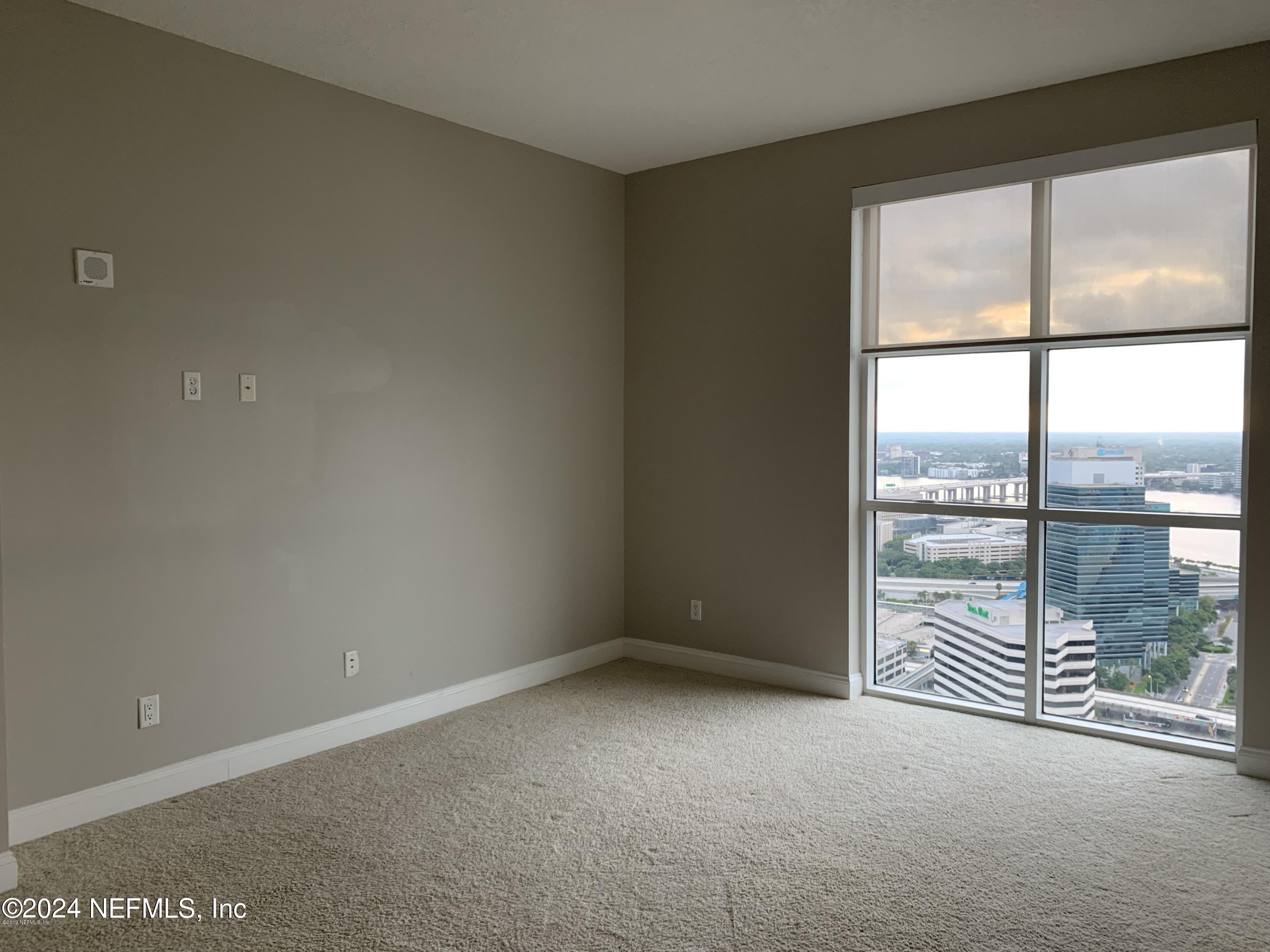 1431 RIVERPLACE Boulevard, 3401