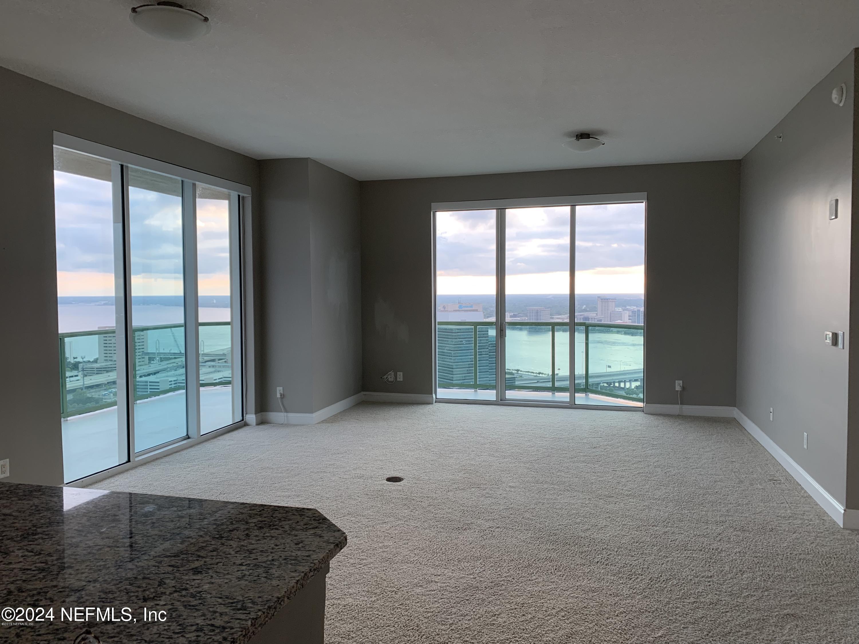 1431 RIVERPLACE Boulevard, 3401