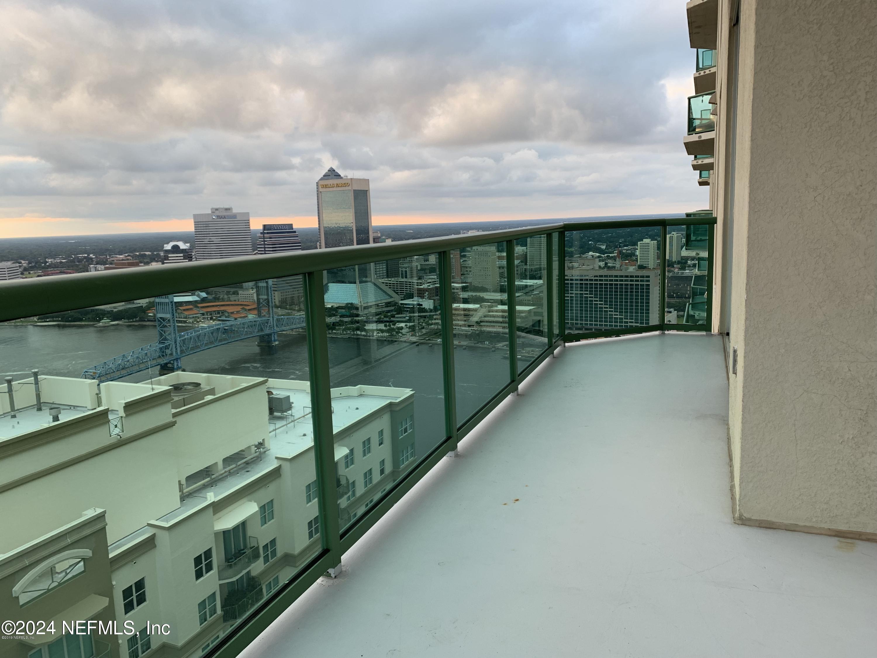 1431 RIVERPLACE Boulevard, 3401