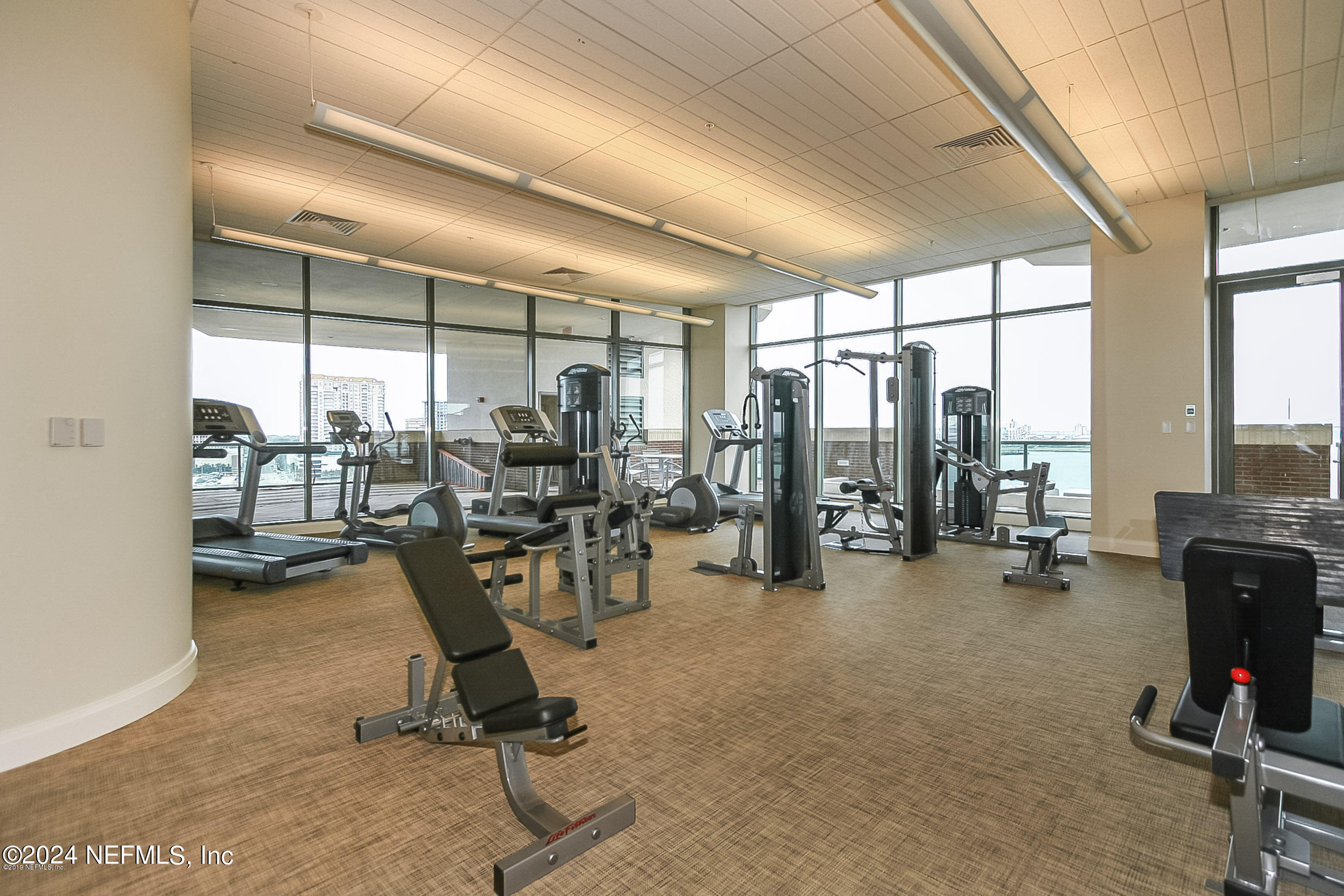 1431 RIVERPLACE Boulevard, 3401