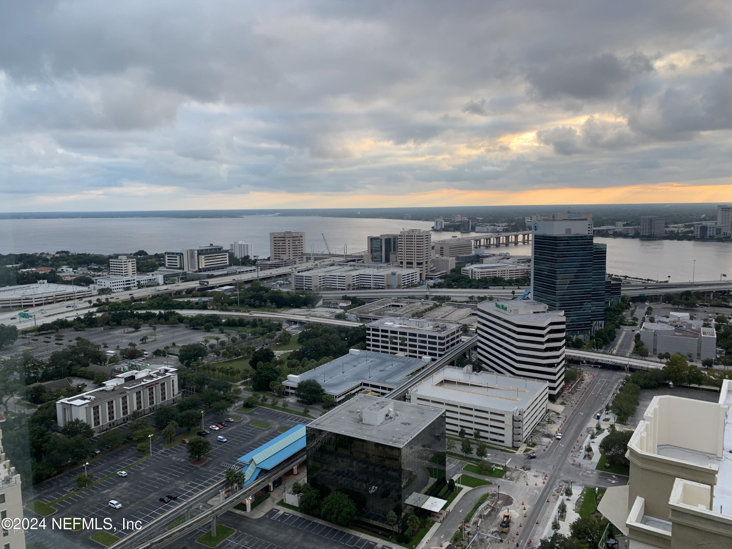 1431 RIVERPLACE Boulevard, 3401