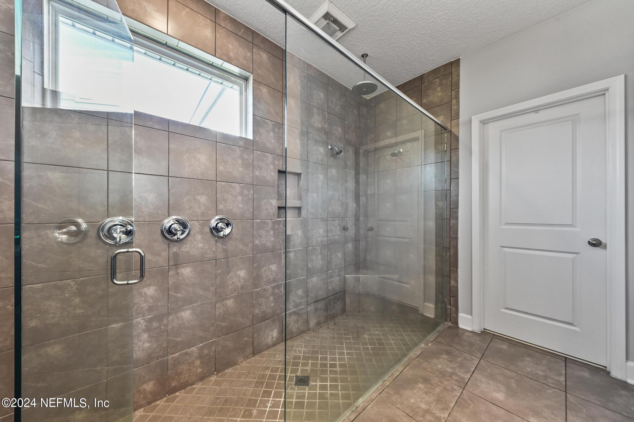 606 STONE RIDGE Drive