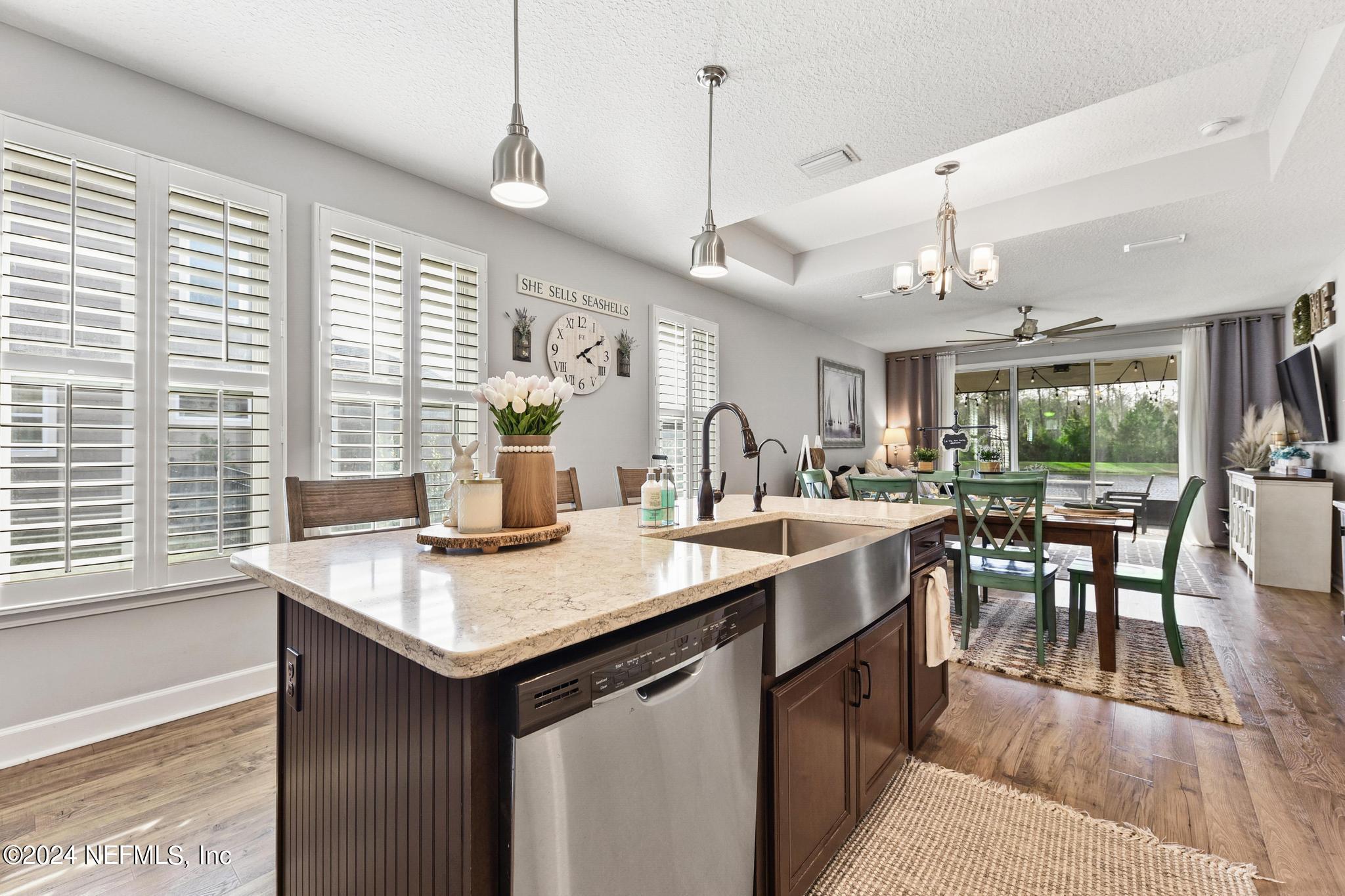 606 STONE RIDGE Drive