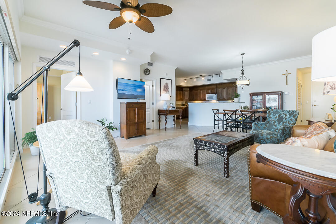 1236 1ST Street N, 602