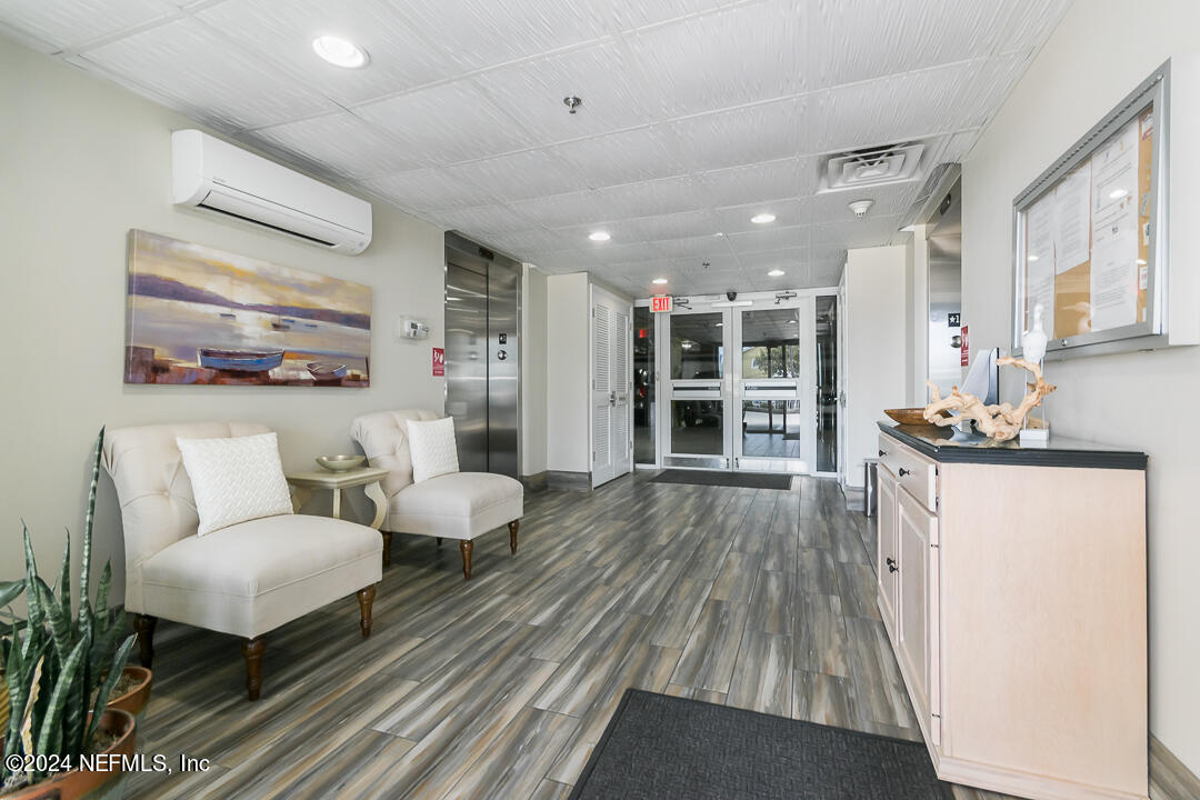 1236 1ST Street N, 602