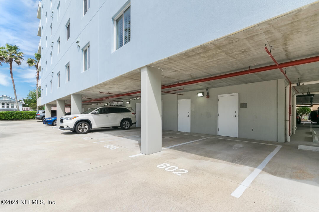 1236 1ST Street N, 602