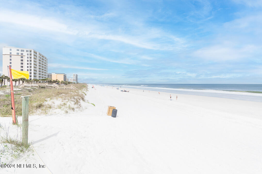 1236 1ST Street N, 602