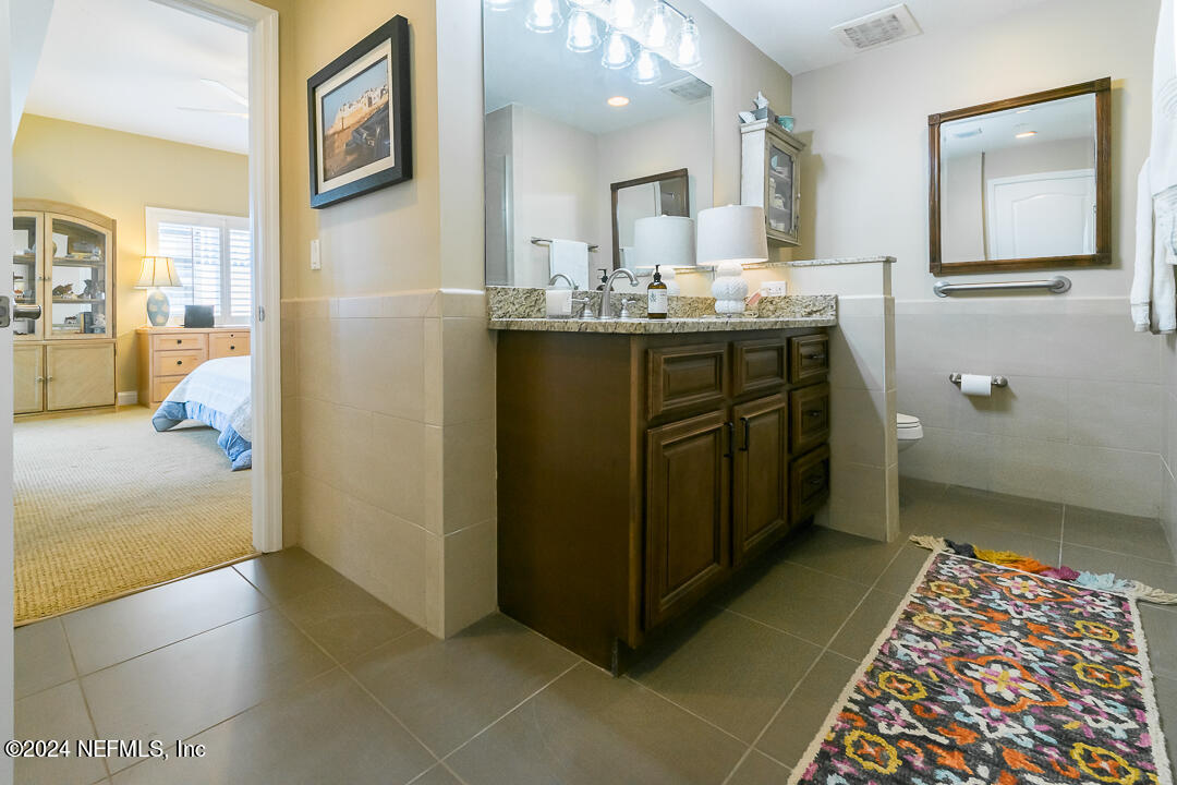 1236 1ST Street N, 602