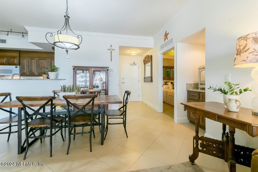 1236 1ST Street N, 602