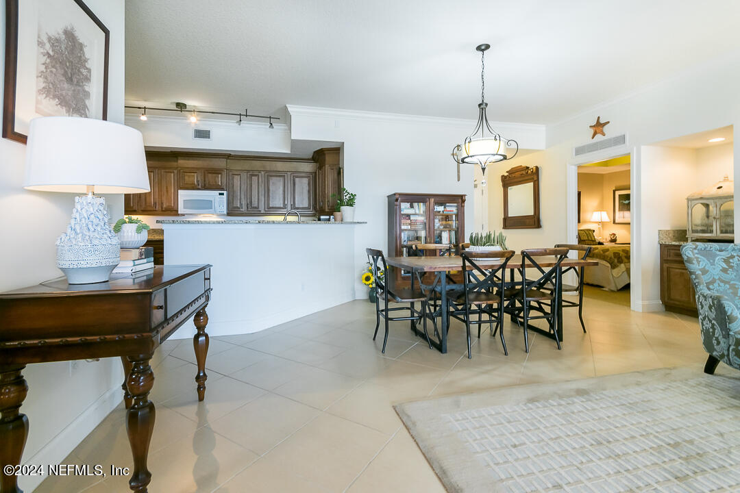 1236 1ST Street N, 602