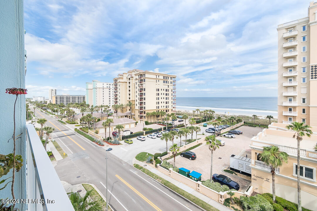 1236 1ST Street N, 602