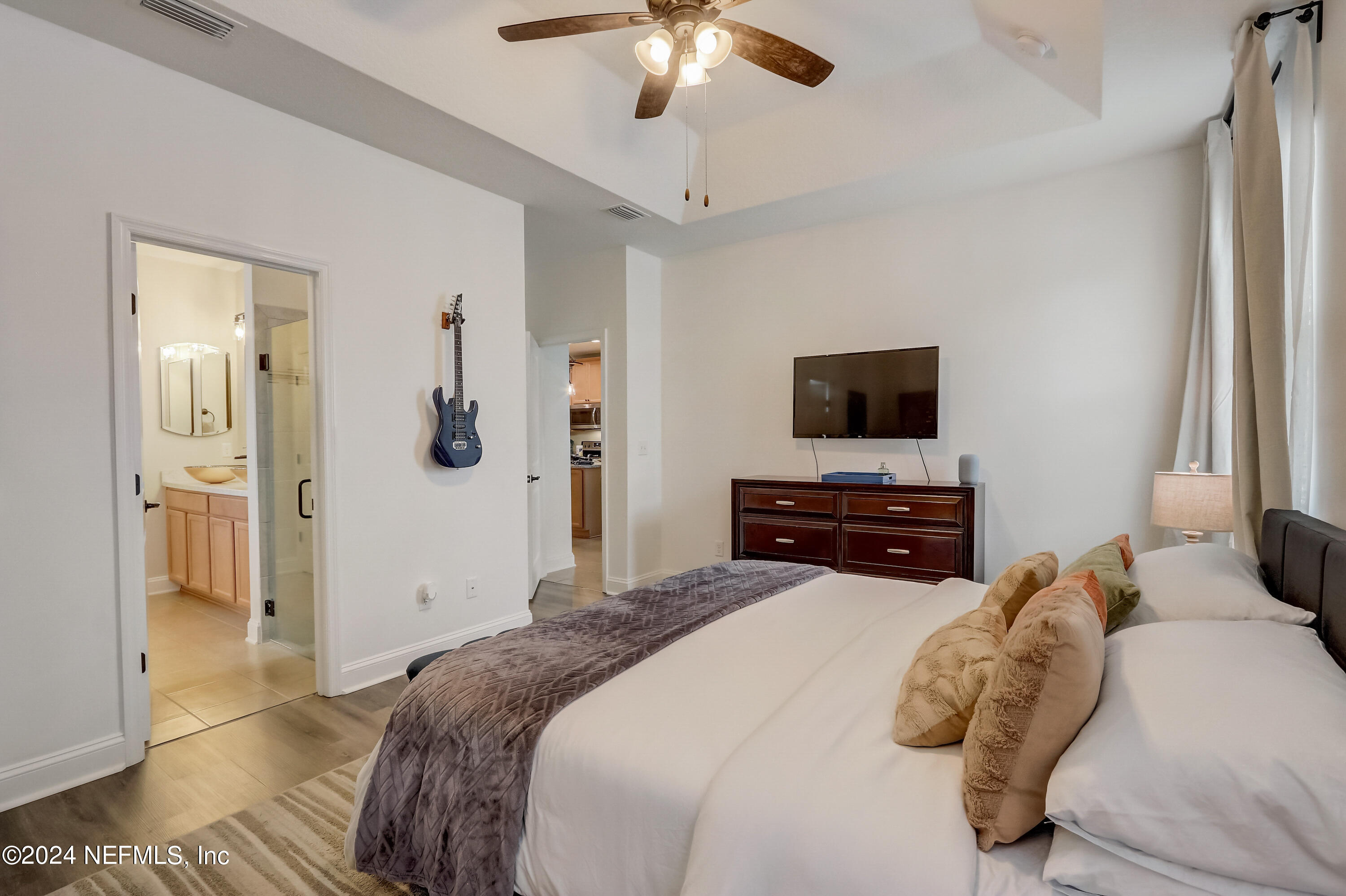 7018 AZALEA GROVE Drive
