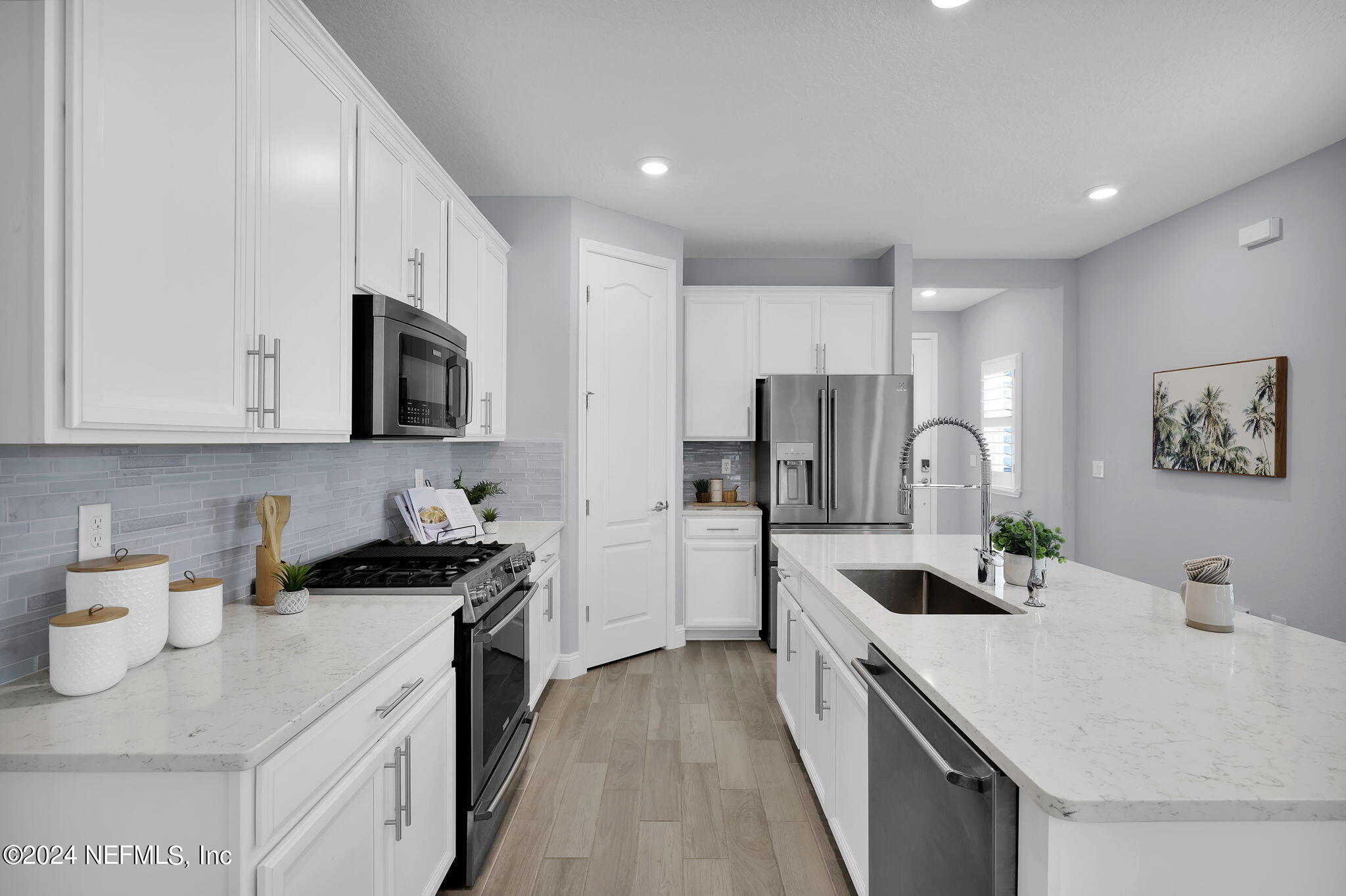 363 CLIFTON BAY Loop